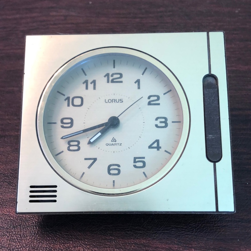 Vintage Lorus Quartz Gold Clock; AA Battery operated; Nice for Bedside Table